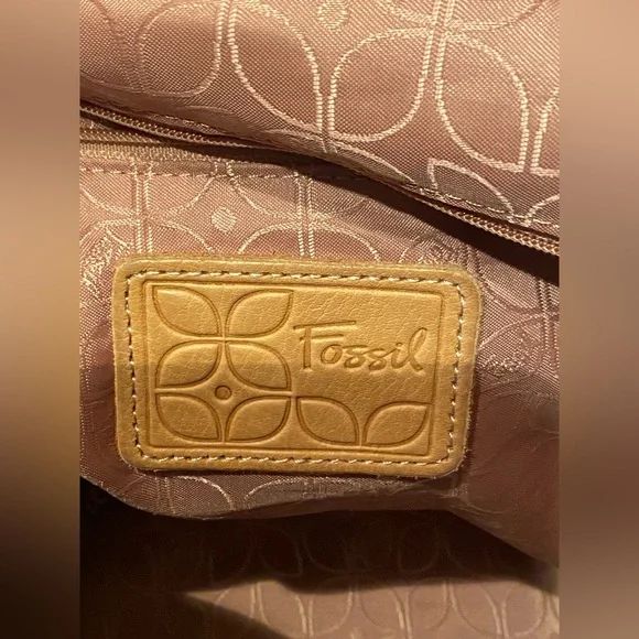 Fossil Women's Leather Sutton Crossbody Shoulder Bag - Picture 10 of 11